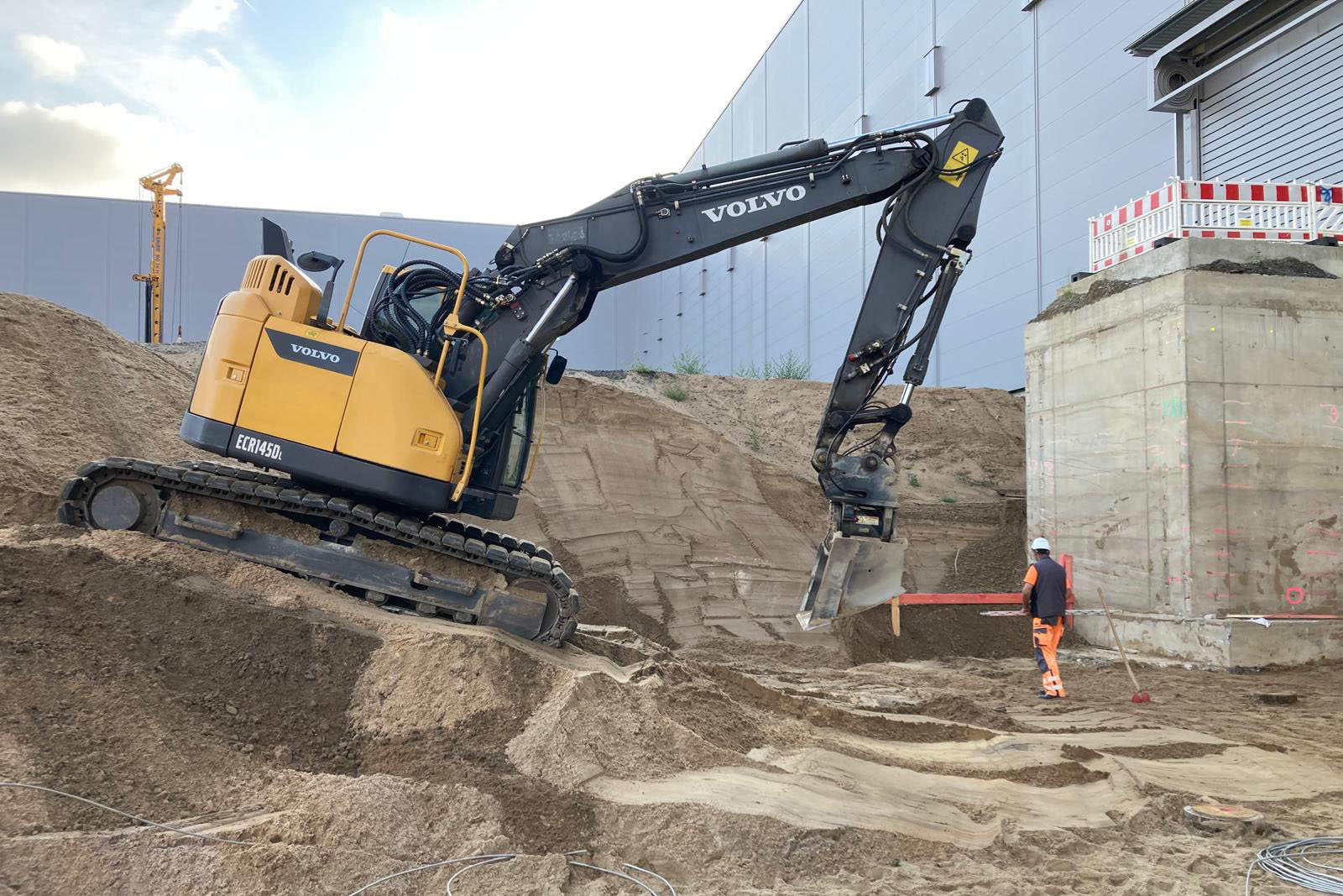 Erdarbeiten mit Bagger